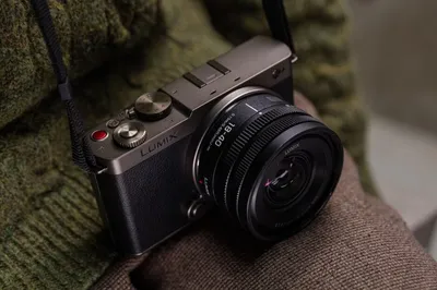 Panasonic Lumix S9 Black Titanium Edition : la finition titane désormais accessible à tous