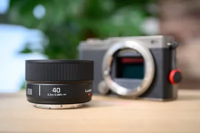 Test Panasonic Lumix S 40 mm f/2 : le meilleur compagnon du Lumix S9 !