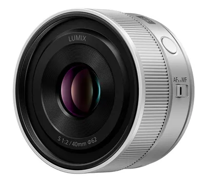 Lumix S 40 mm f/2, plein format premium et compact